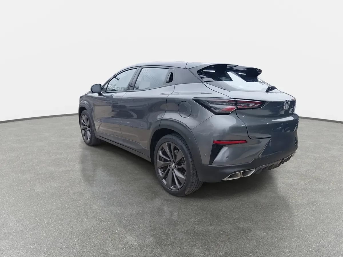 Changan Uni-T 1.5 Elite 4x2 At 5p año 2023