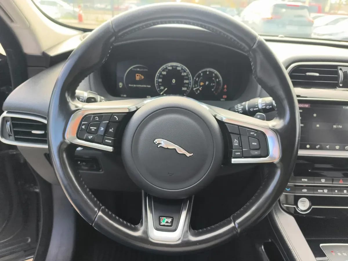 Jaguar F-Pace 3.0 Sc R-Sport Awd At 5p año 2017