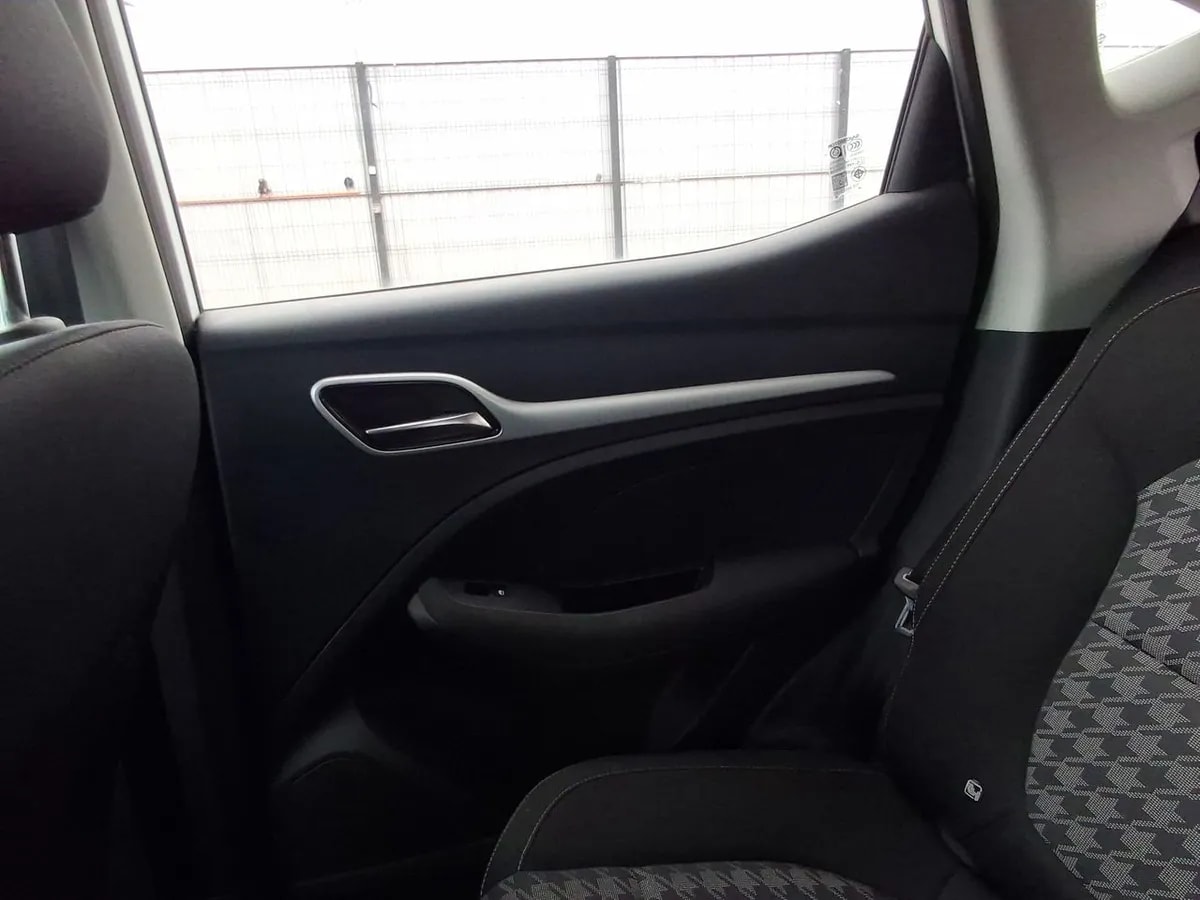MG Mg Zs 1.5 Std 4x2 Mt 5p año 2023