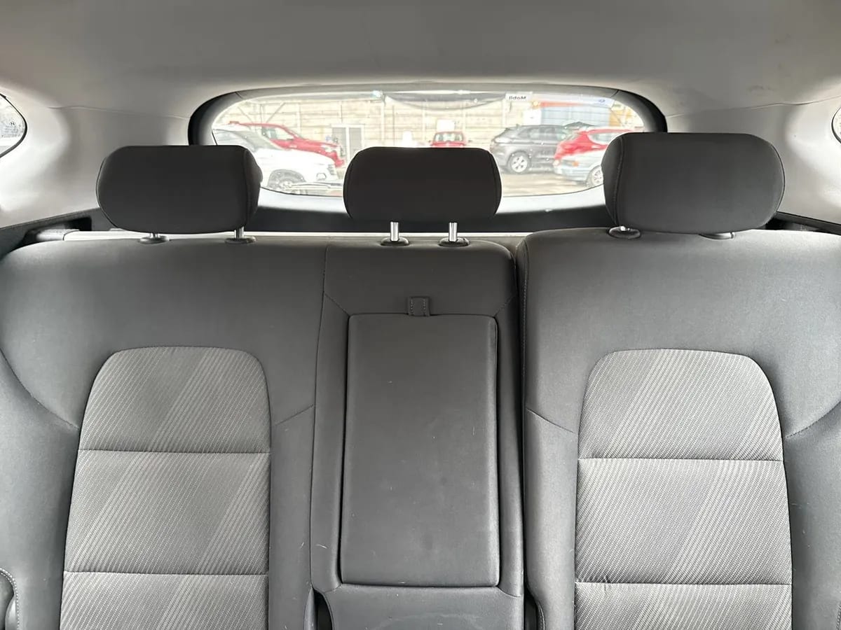 Hyundai Tucson 2.0 Plus Fl 4x2 Mt 5p año 2021