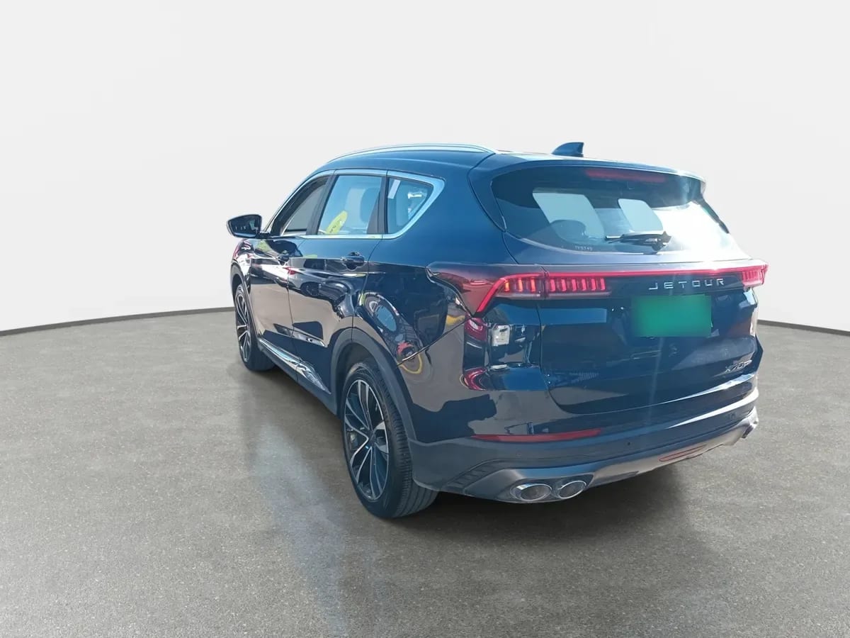 Jetour X70 1.5t Plus 4x2 At 5p año 2024