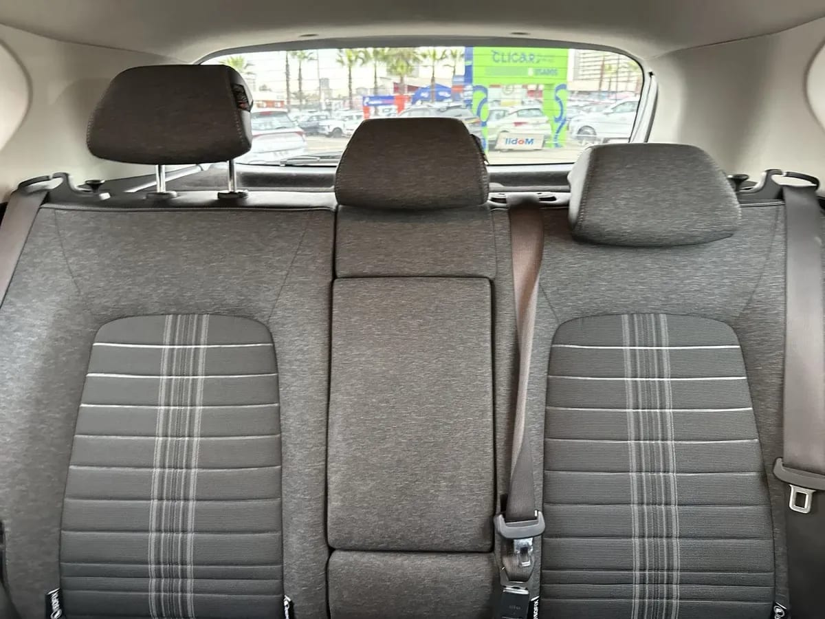 Kia Sonet 1.5 Ex 4x2 Ivt Ri At 5p año 2025