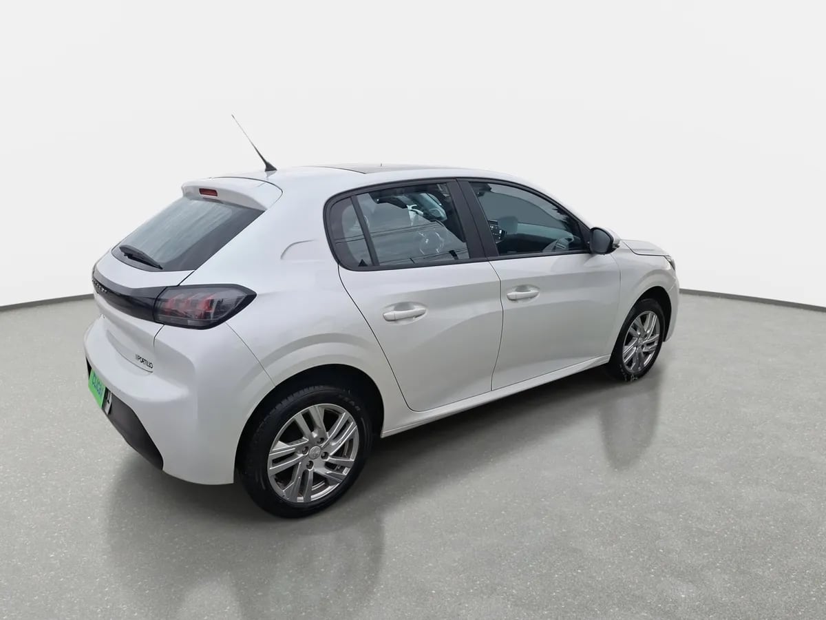 Peugeot 208 1.2 Style Puretech 75 4x2 Mt 5p año 2023