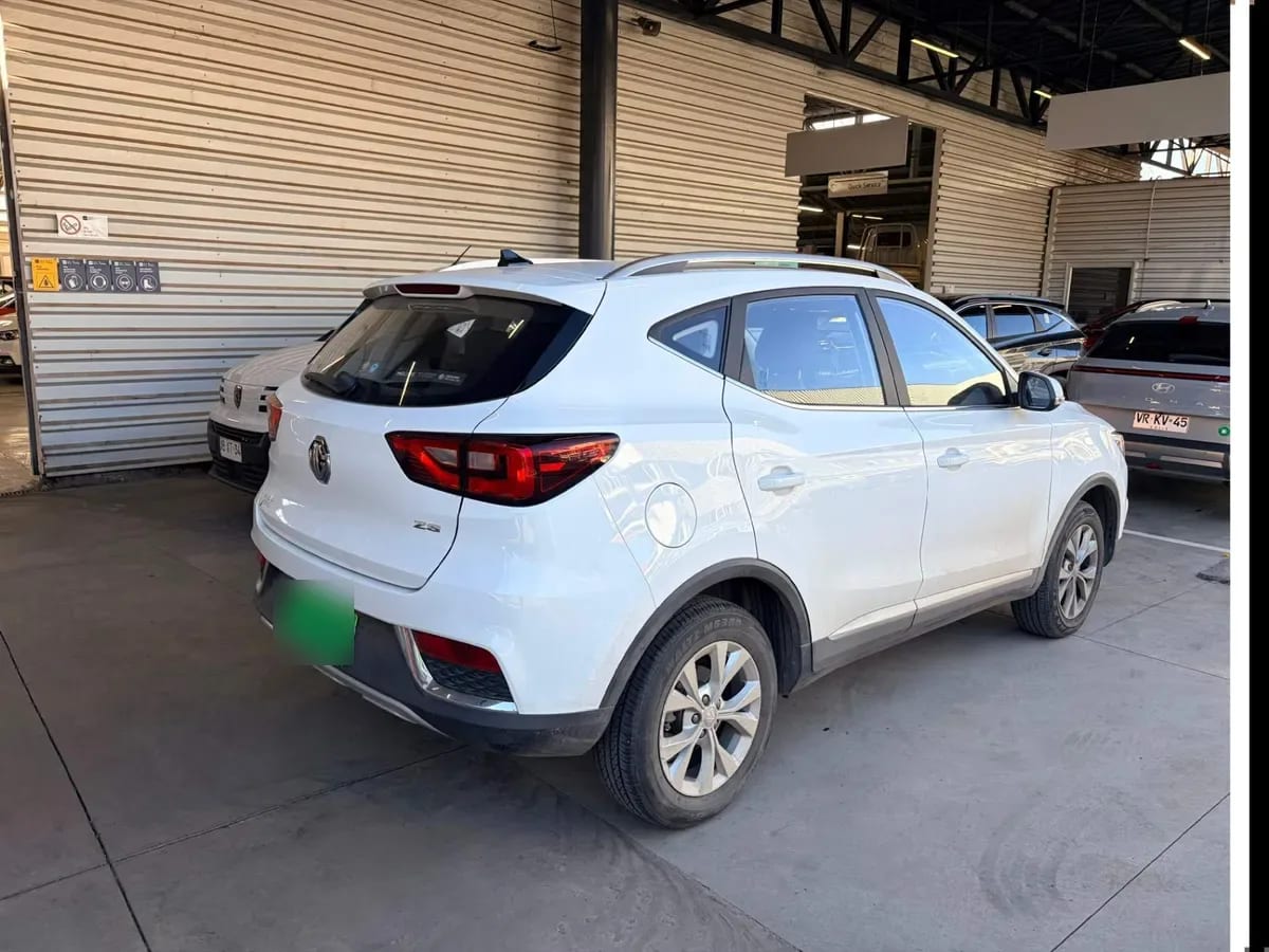MG Mg Zs 1.5 Std 4x2 Mt 5p año 2023