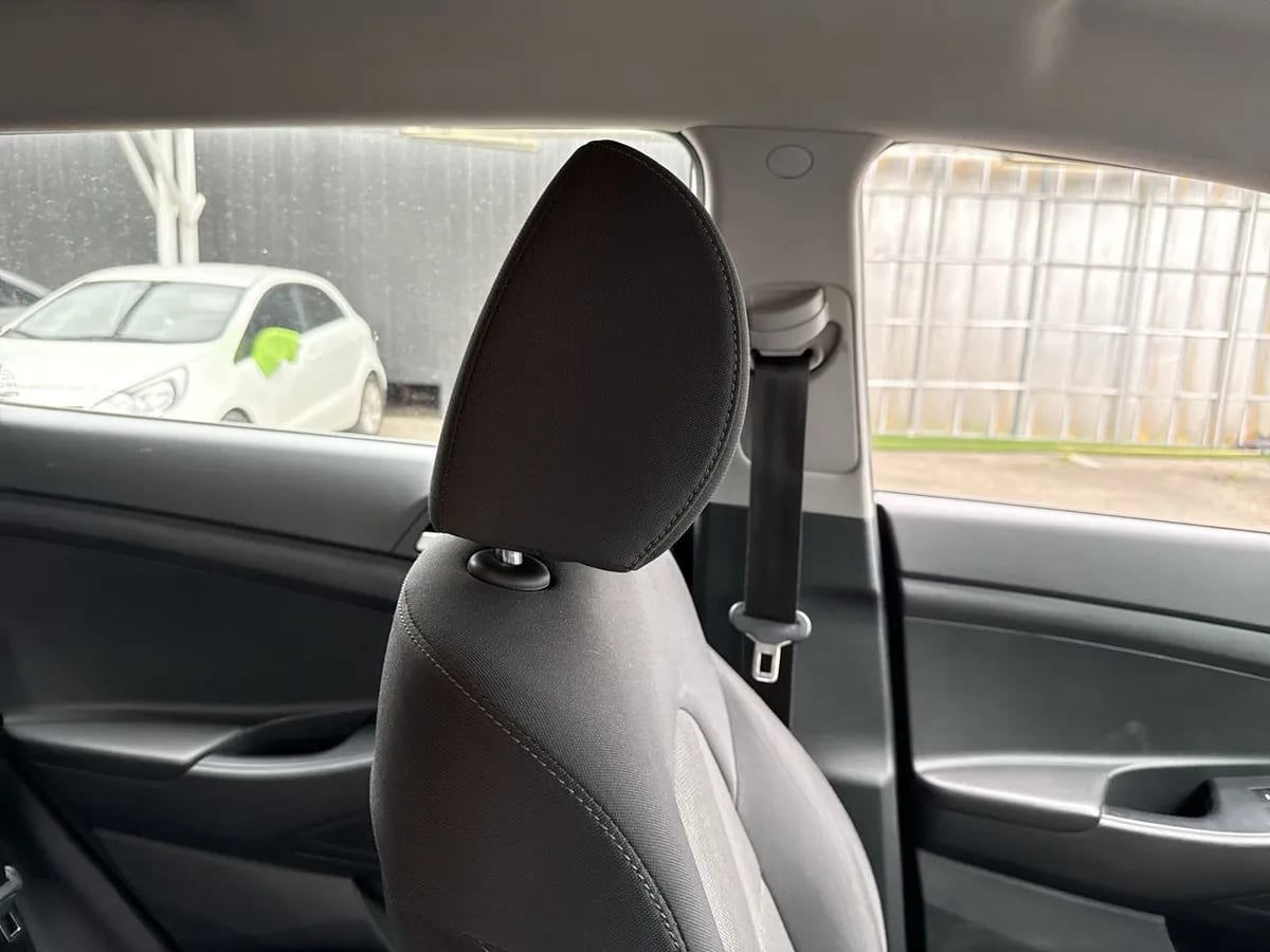 Hyundai Tucson 2.0 Plus Fl 4x2 Mt 5p año 2021