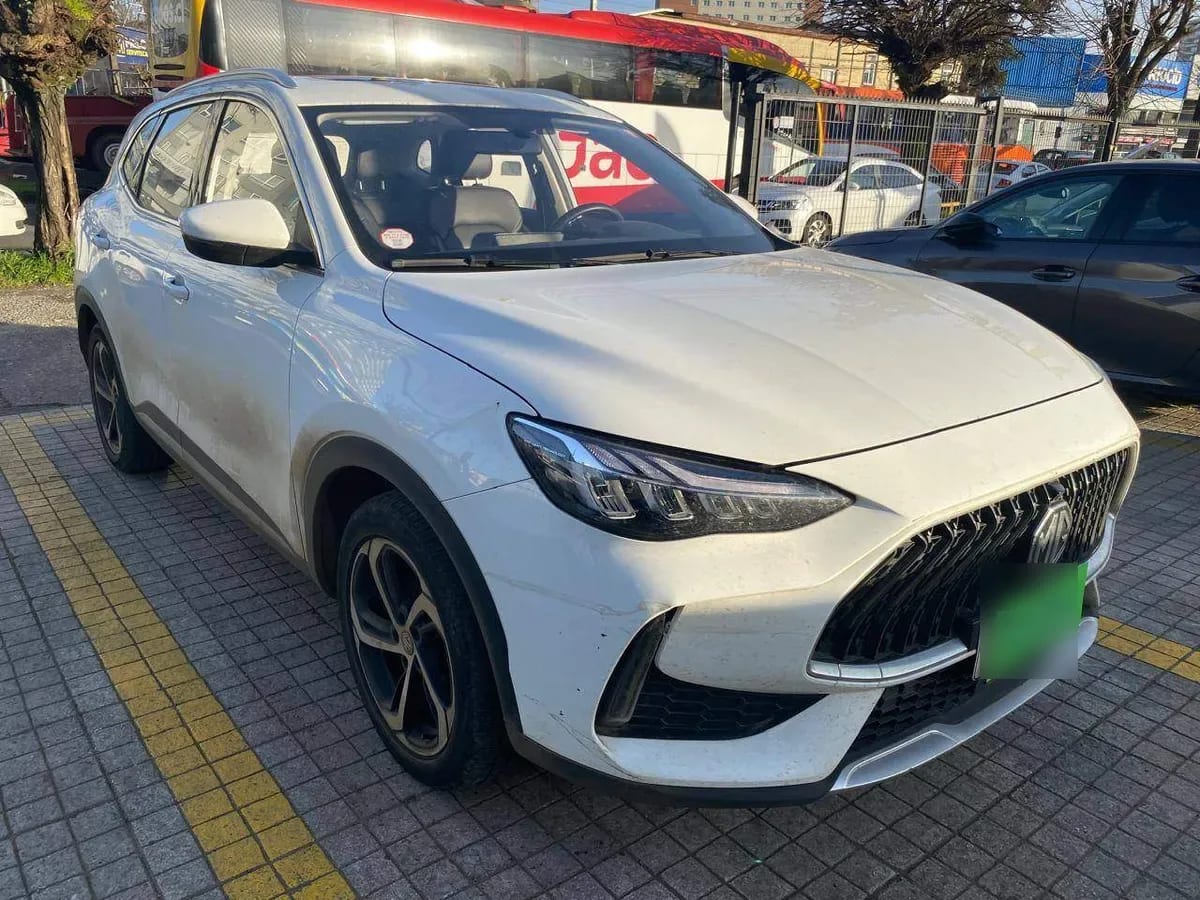 MG Hs 1.5t Dlx 2wd Dct At 5p año 2026