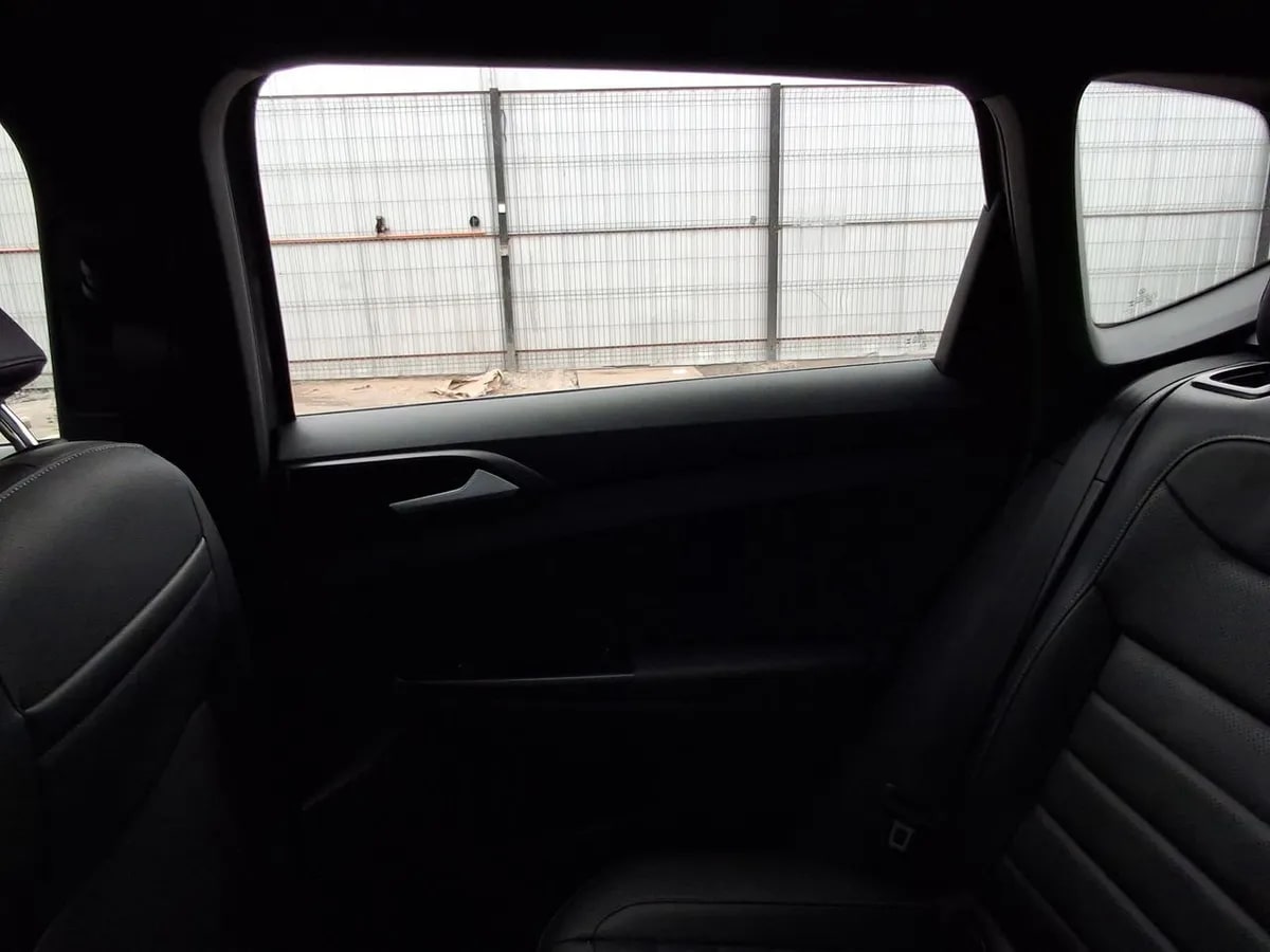 Volkswagen Taos 1.4 Tsi Highline 4x2 At 5p año 2024