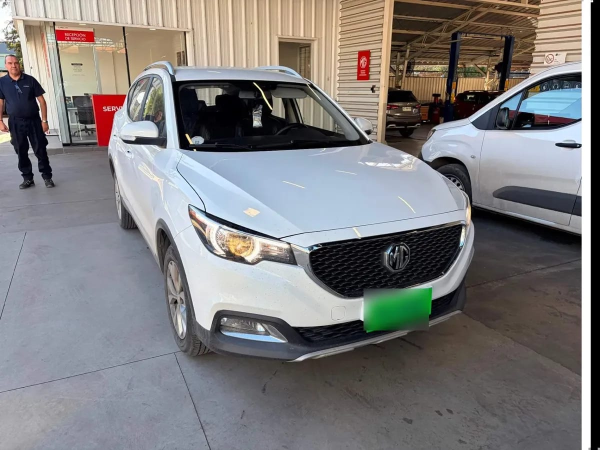 MG Mg Zs 1.5 Std 4x2 Mt 5p año 2023