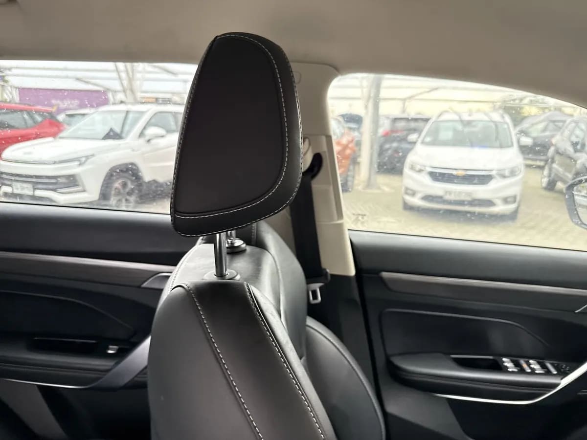 Geely Azkarra 1.5t Comfort 4x2 6at 5p año 2022