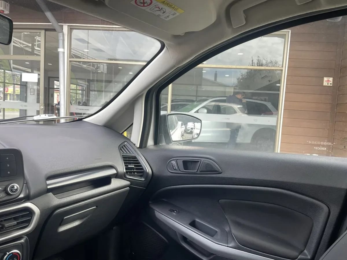 Ford Ecosport 1.5 Se 4x2 Mt 5p año 2018