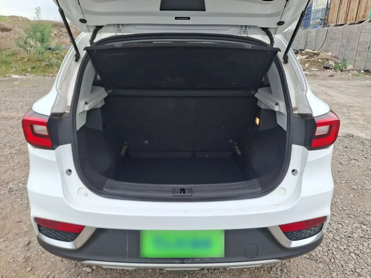 MG Mg Zs 1.5 Std 4x2 Mt 5p año 2023