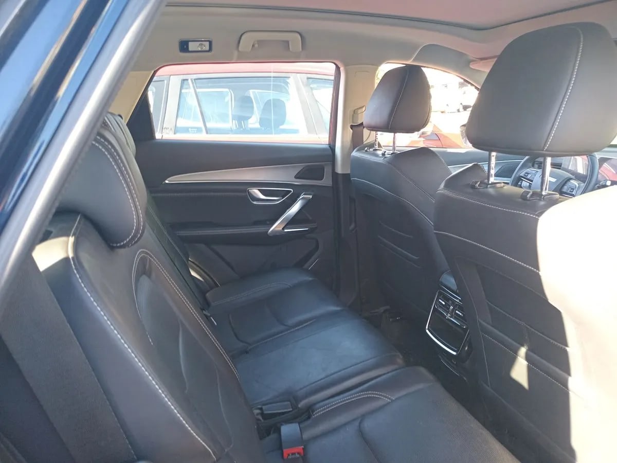 Jetour X70 1.5t Plus 4x2 At 5p año 2024