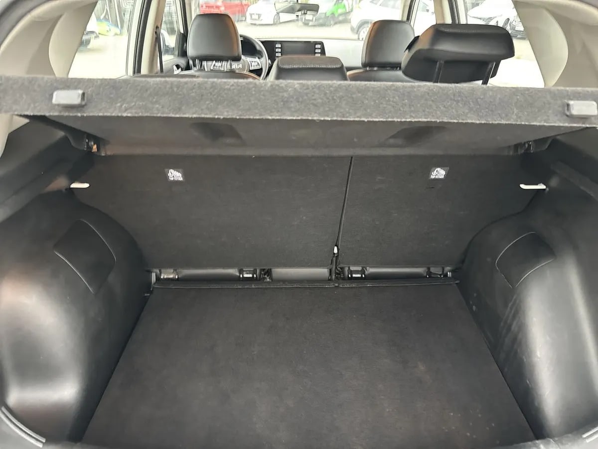 Kia Sonet 1.5 Ex 4x2 Ivt Ri At 5p año 2025