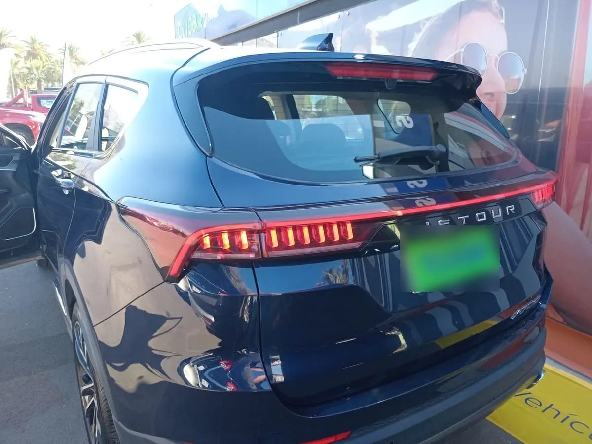 Jetour X70 1.5t Plus 4x2 At 5p año 2024