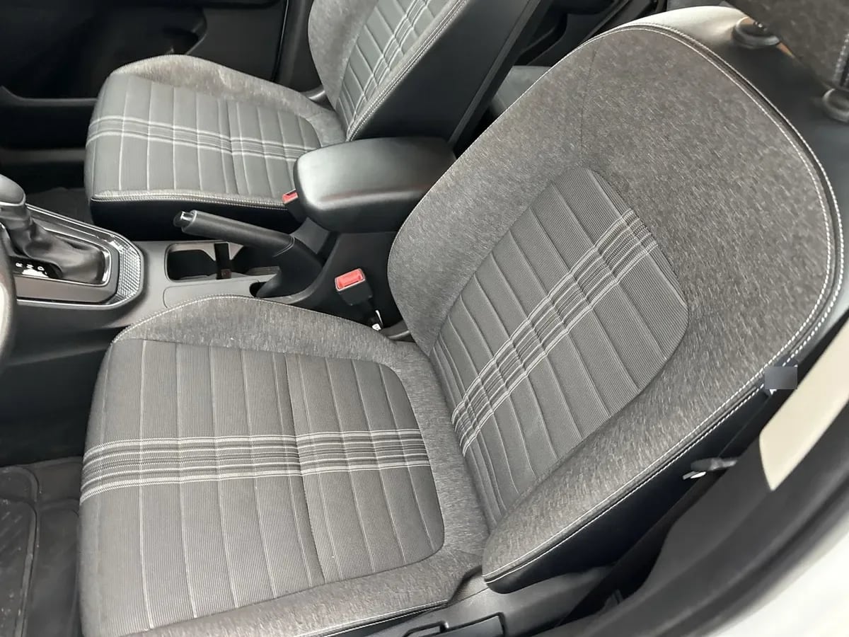 Kia Sonet 1.5 Ex 4x2 Ivt Ri At 5p año 2025