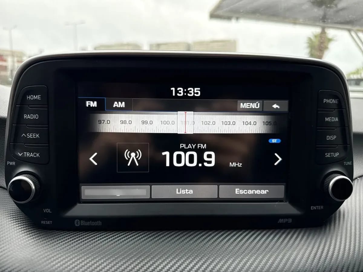 Hyundai Tucson 2.0 Plus Fl 4x2 Mt 5p año 2021