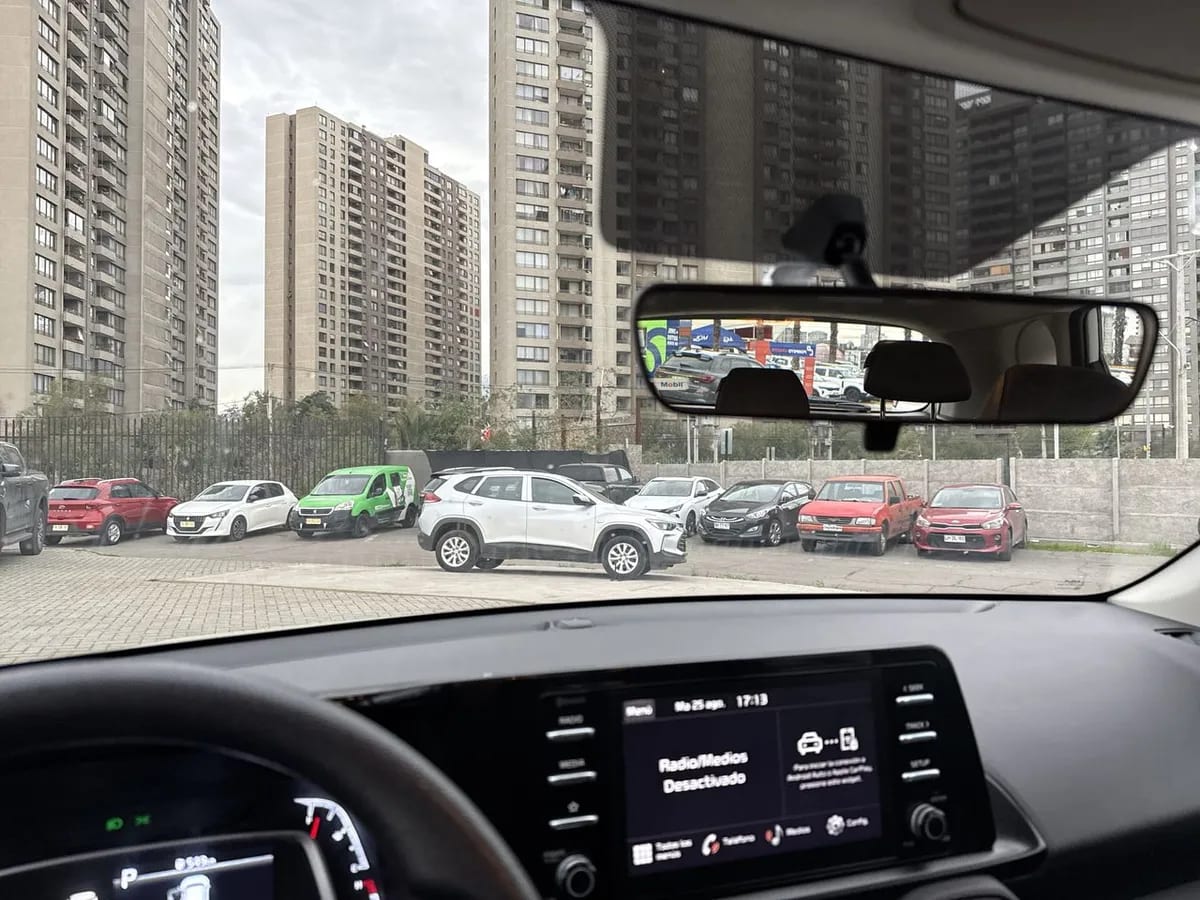 Kia Sonet 1.5 Ex 4x2 Ivt Ri At 5p año 2025