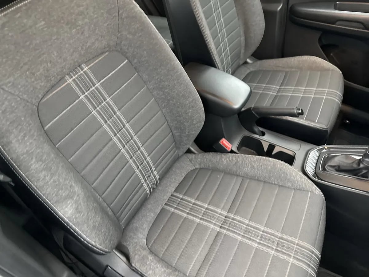 Kia Sonet 1.5 Ex 4x2 Ivt Ri At 5p año 2025