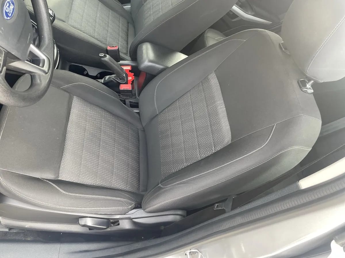 Ford Ecosport 1.5 Se 4x2 Mt 5p año 2018