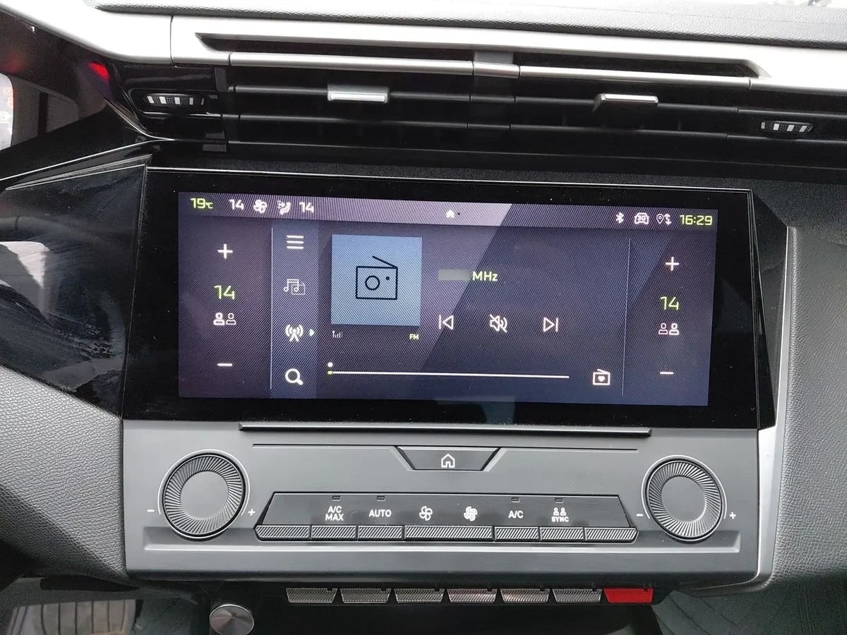 Peugeot 308 1.2 Allure Pack Puretech 130 4x2 Eat8 5p año 2023