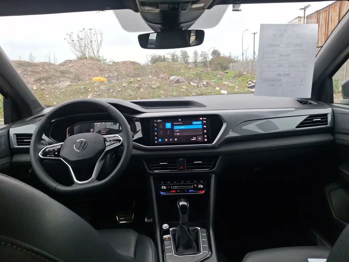 Volkswagen Taos 1.4 Tsi Highline 4x2 At 5p año 2024
