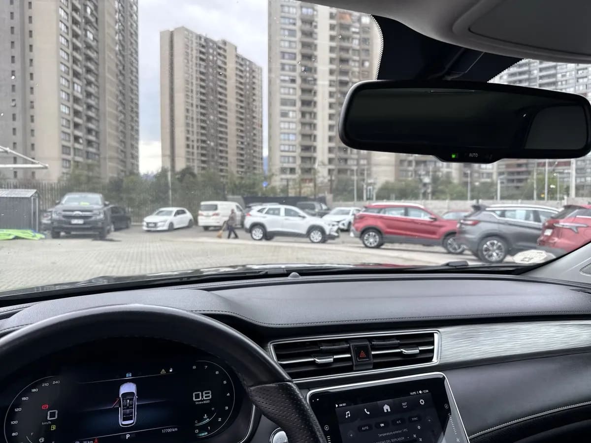 MG Mg Rx5 1.5t Dlx 2wd Dct At 5p año 2023