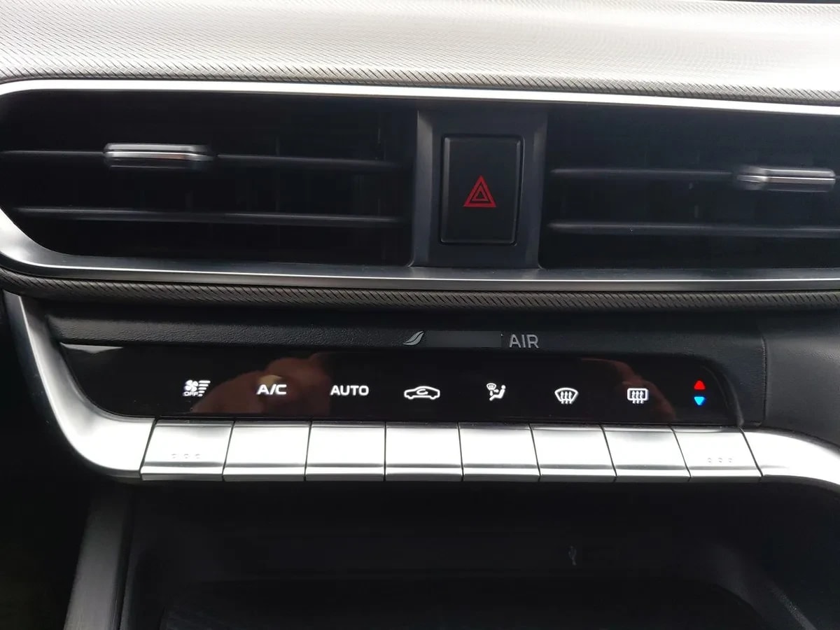 Changan Uni-T 1.5 Elite 4x2 At 5p año 2023