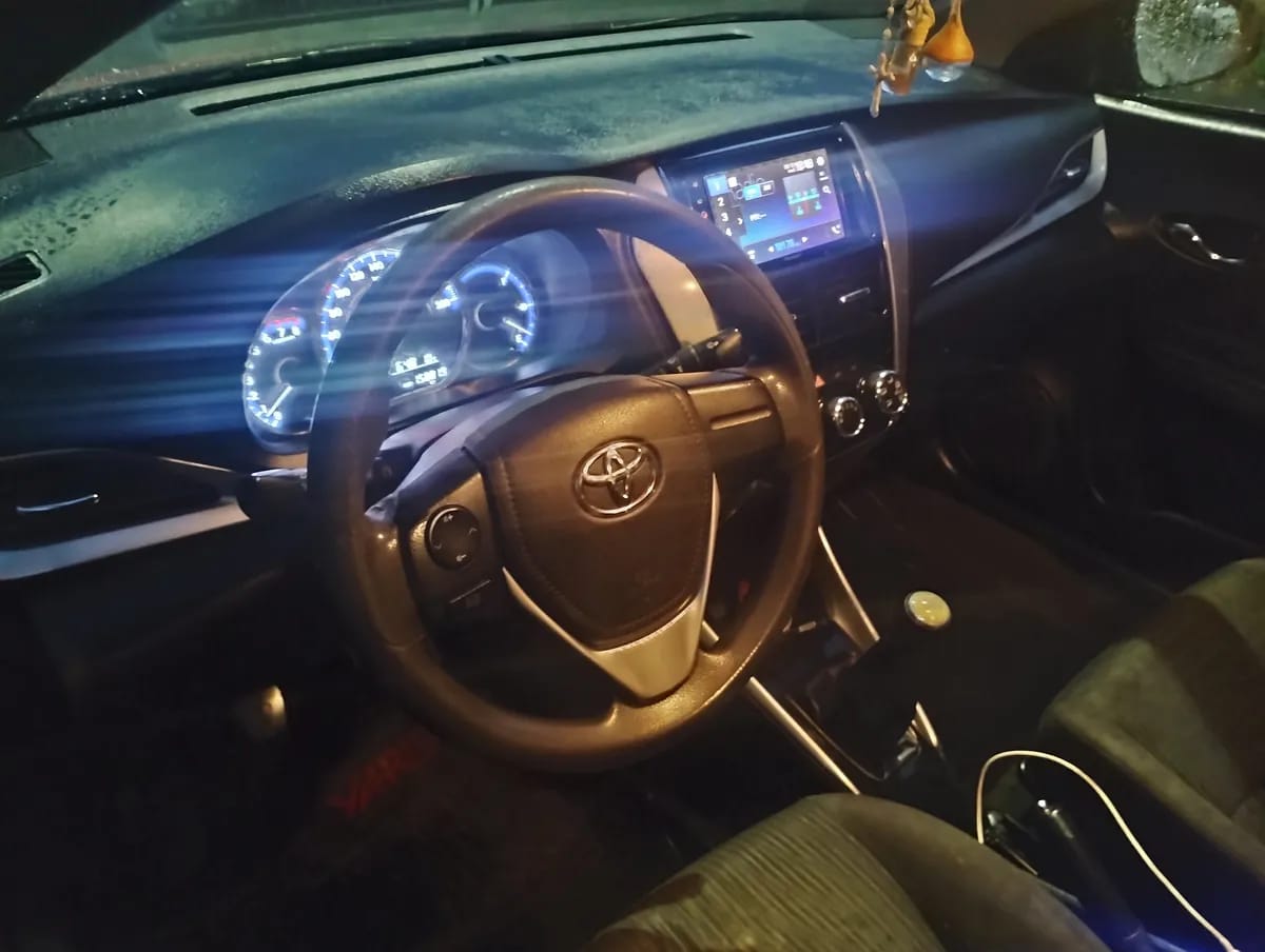TOYOTA YARIS 1.5 Sport Sport 15hms0 Mt año 2019