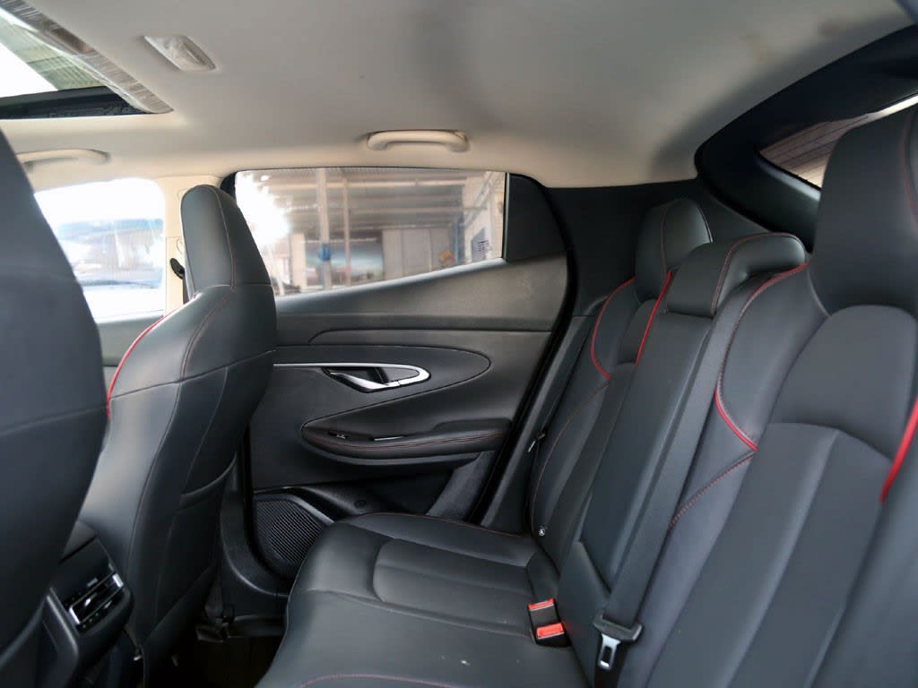 Changan Uni-T Luxury 1.5 Aut año 2023