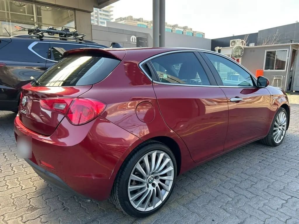 Alfa Romeo Giulietta Giulietta 1.4 Mt año 2013