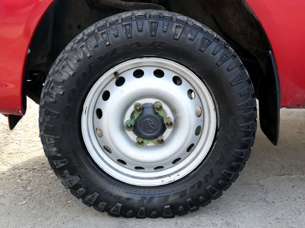 Toyota Hilux D Cab Dx 4x4 2.4 año 2022