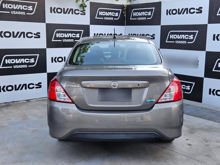 Nissan Versa 1.6 Sense Mt año 2015