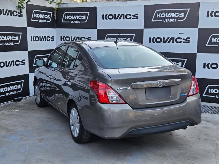 Nissan Versa 1.6 Sense Mt año 2015