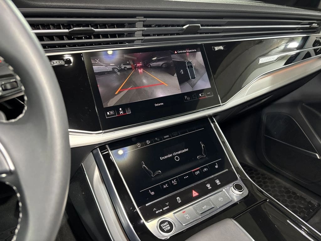 Audi Q8 Pi 55 Tfsi 4x4 3.0 Aut año 2025