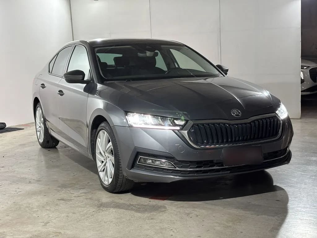 Skoda Octavia 1.4 Tsi Design At año 2024