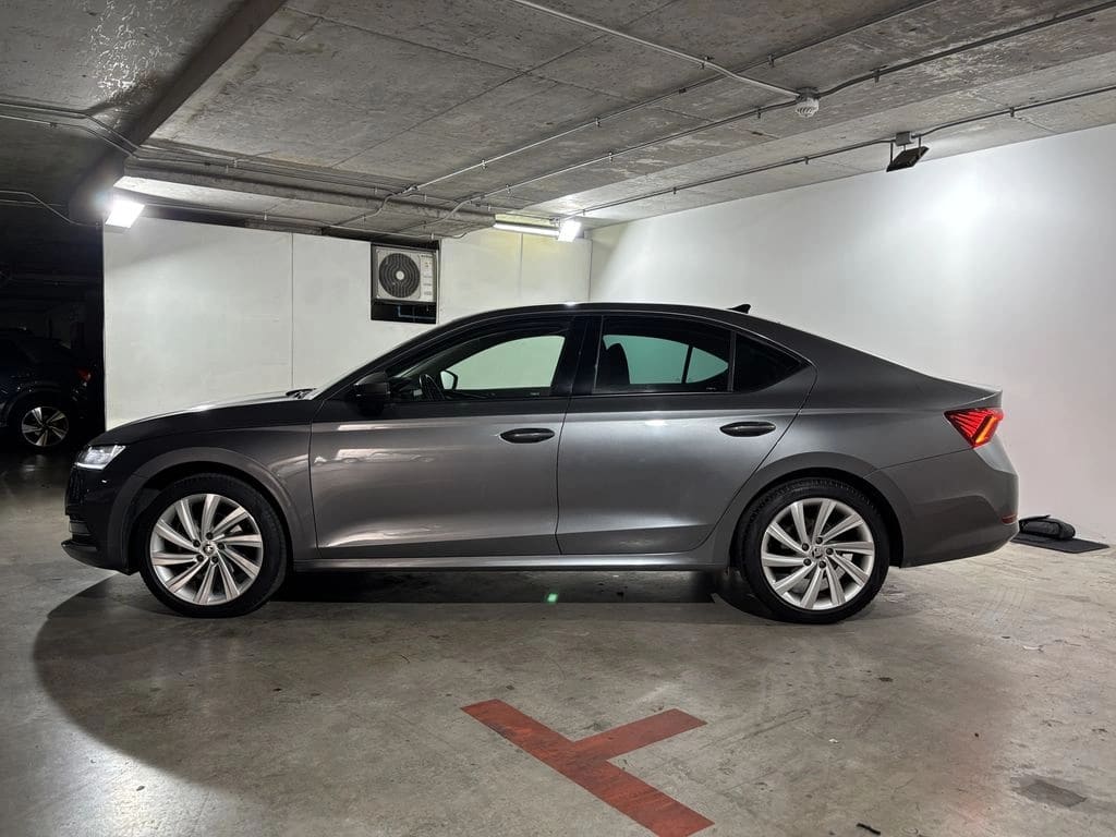 Skoda Octavia 1.4 Tsi Design At año 2024
