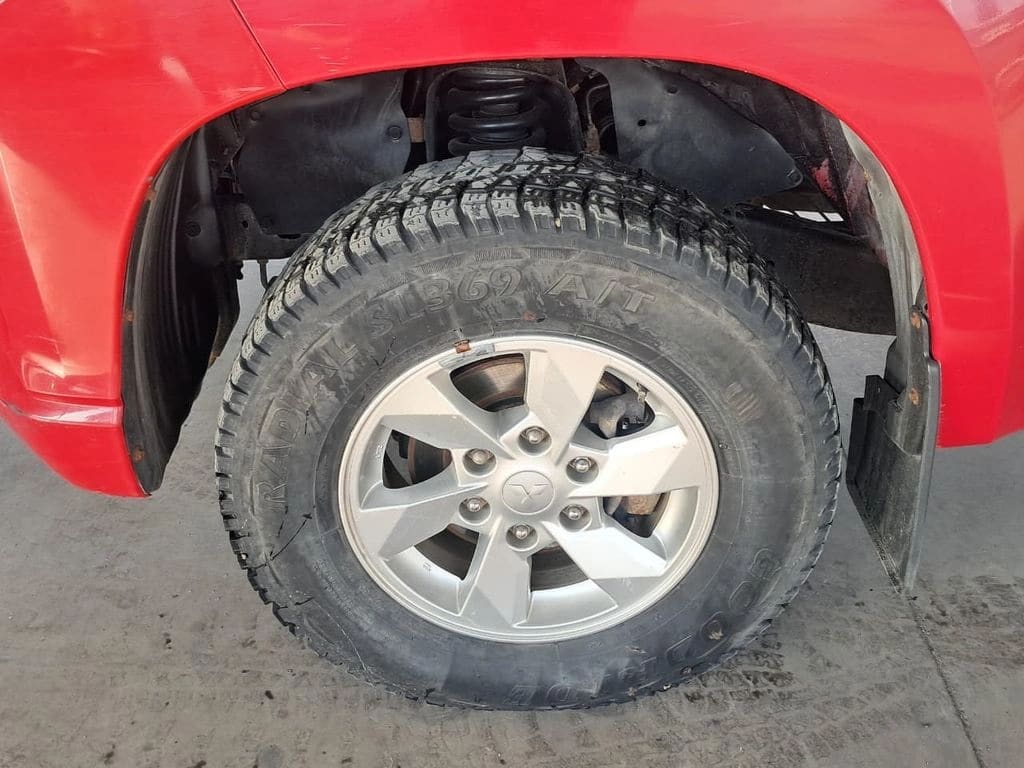Mitsubishi L200 Katana Crt 4x4 Mt año 2023
