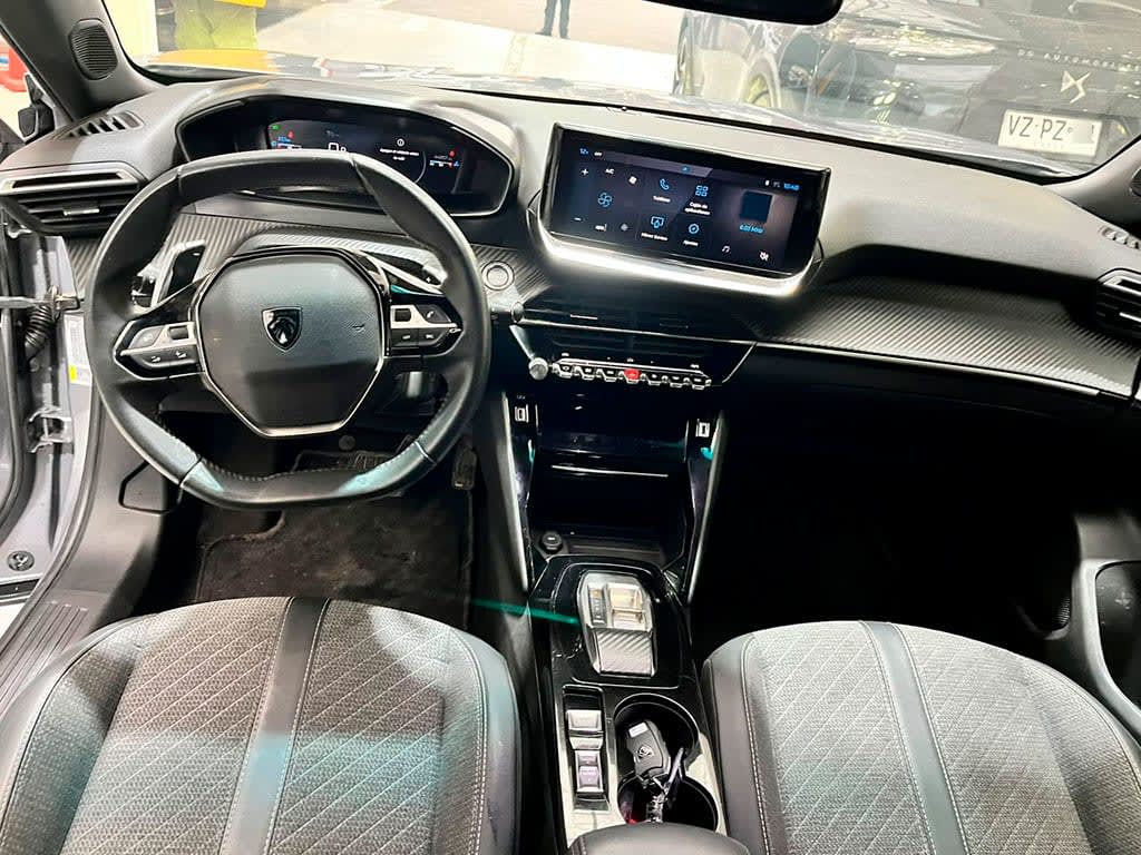 Peugeot 2008 1.2 Active año 2024