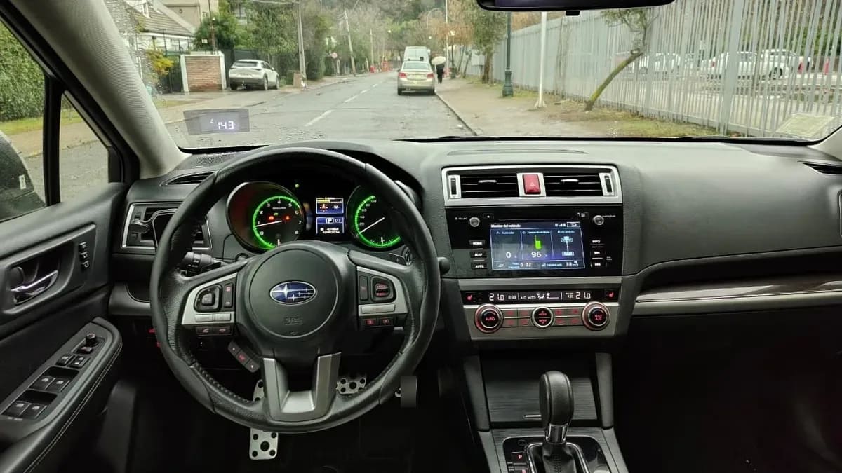 SUBARU OUTBACK 2.5 I Cvt Limited Zt (hk) At 4x4 año 2016