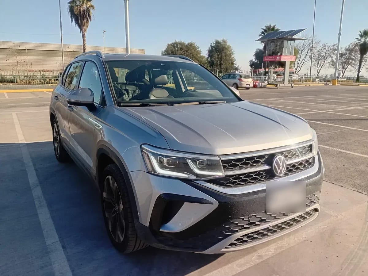 Volkswagen Taos 1.4 Tsi Highline 4x2 At 5p año 2026