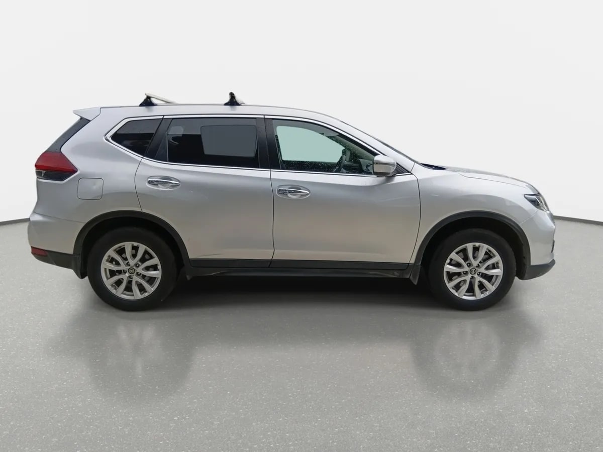 Nissan X-Trail 2.5 Sense 4x2 3row Cvt At 5p año 2021