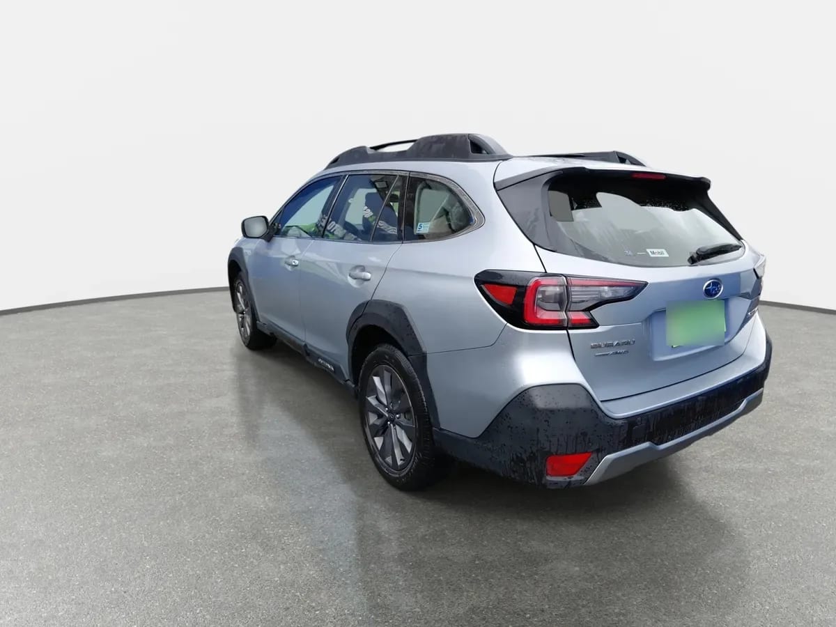 Subaru Outback 2.5i Dynamic Awd Cvt At 5p año 2024