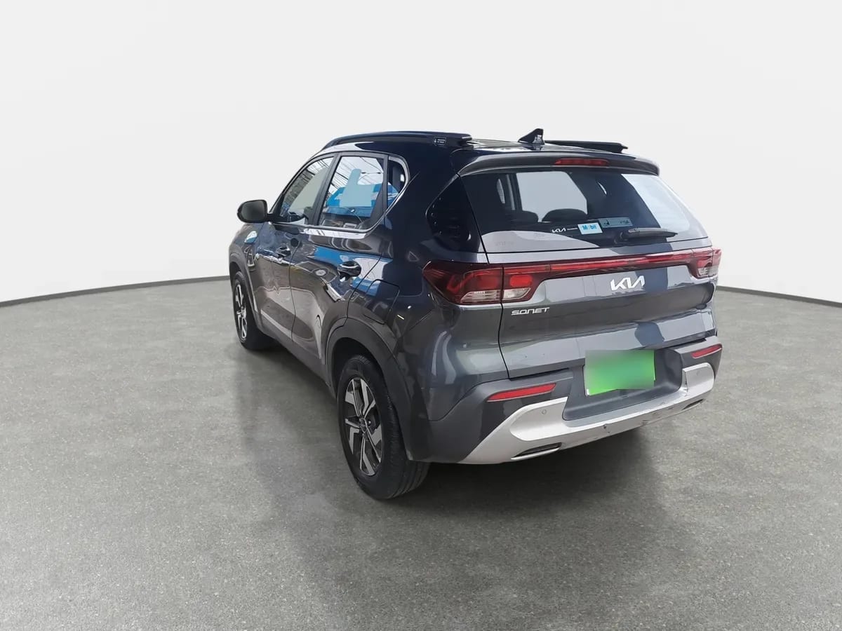 Kia Sonet 1.5 Ex Full 4x2 6mt 5p año 2023