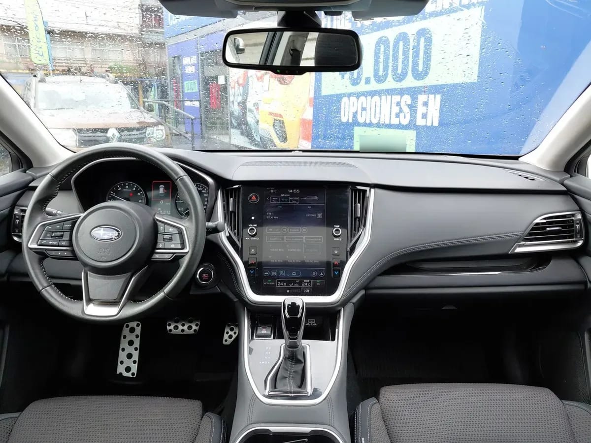Subaru Outback 2.5i Dynamic Awd Cvt At 5p año 2024