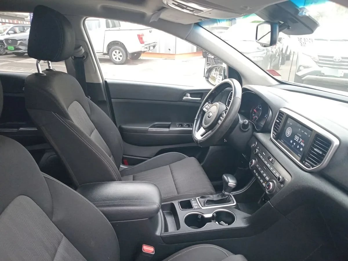 Kia Sportage 2.0 Gtl Diesel 2wd 8at 5p año 2020