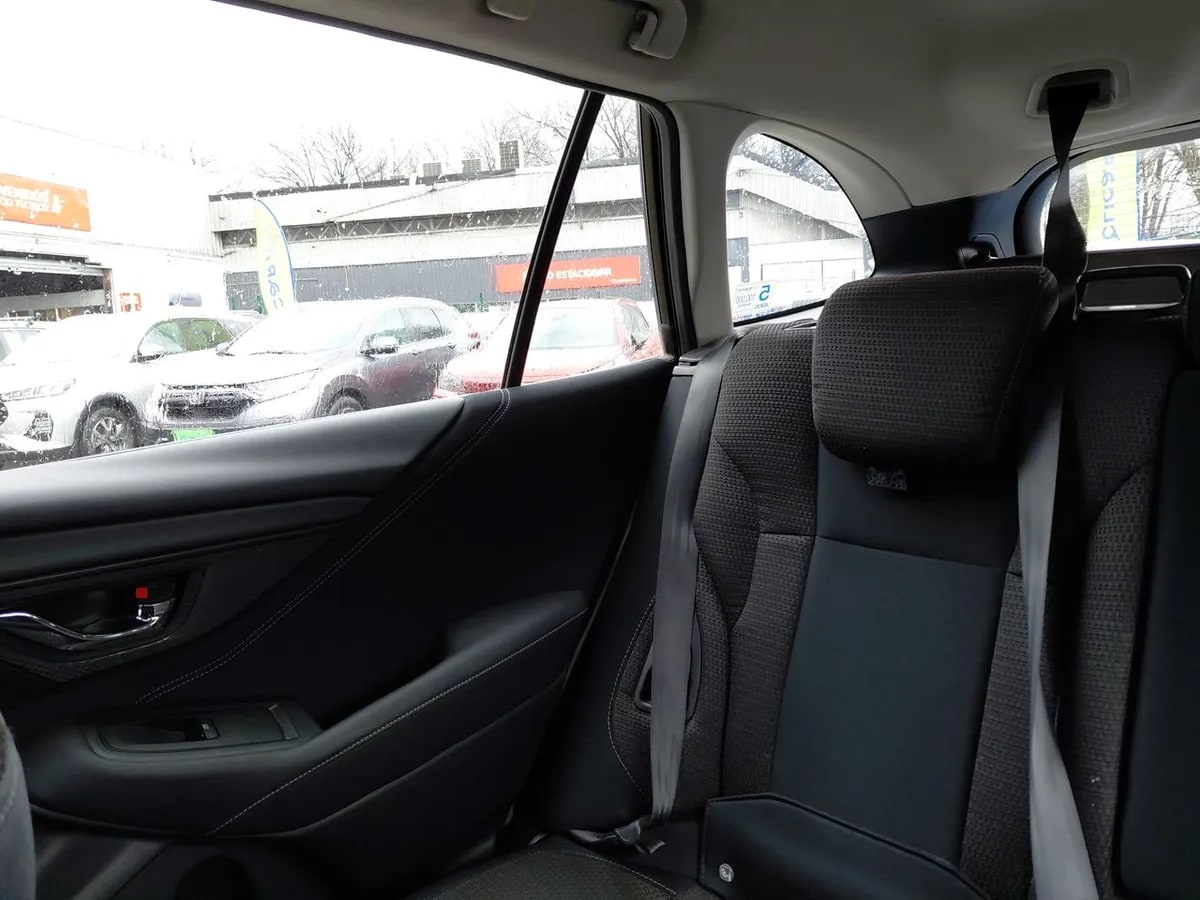 Subaru Outback 2.5i Dynamic Awd Cvt At 5p año 2024