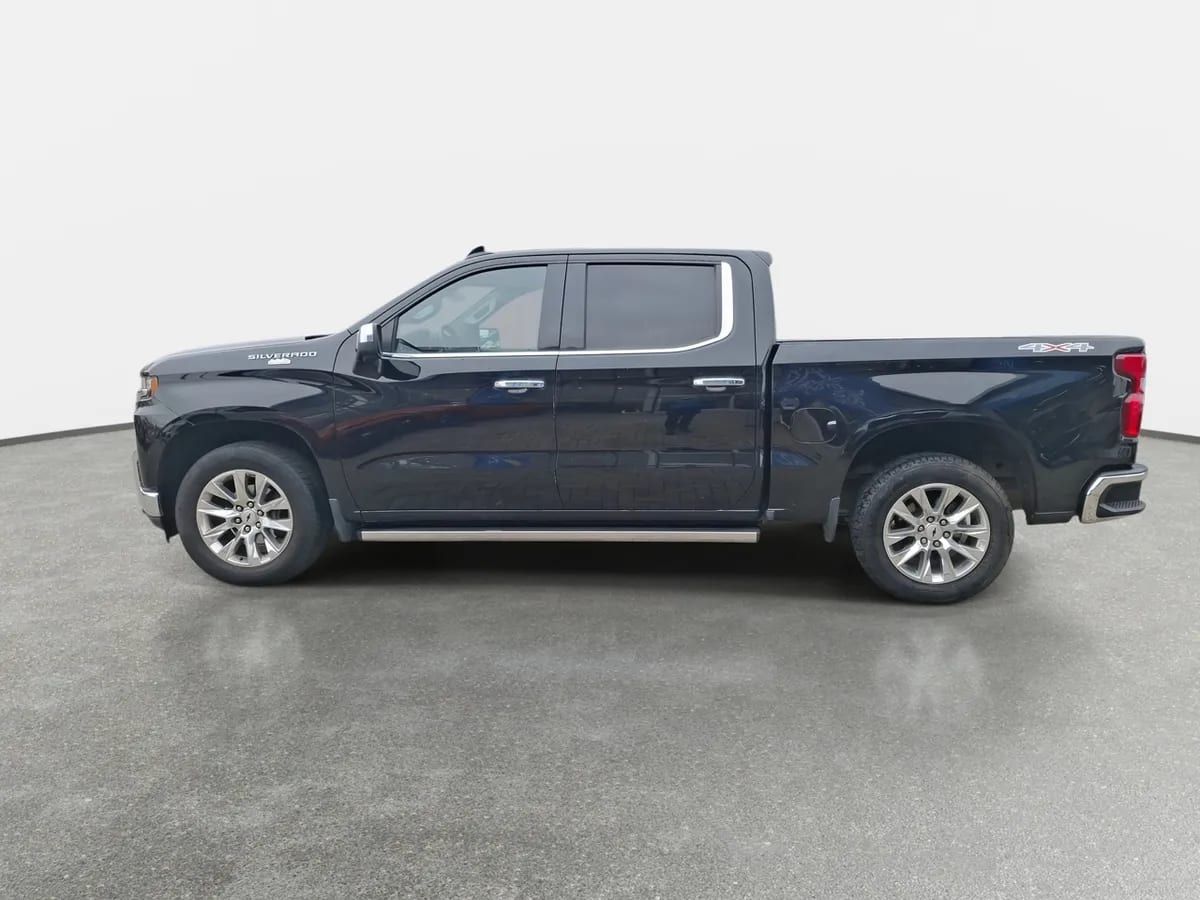 Chevrolet Silverado 5.3 Ltz 4x2 At 4p año 2022