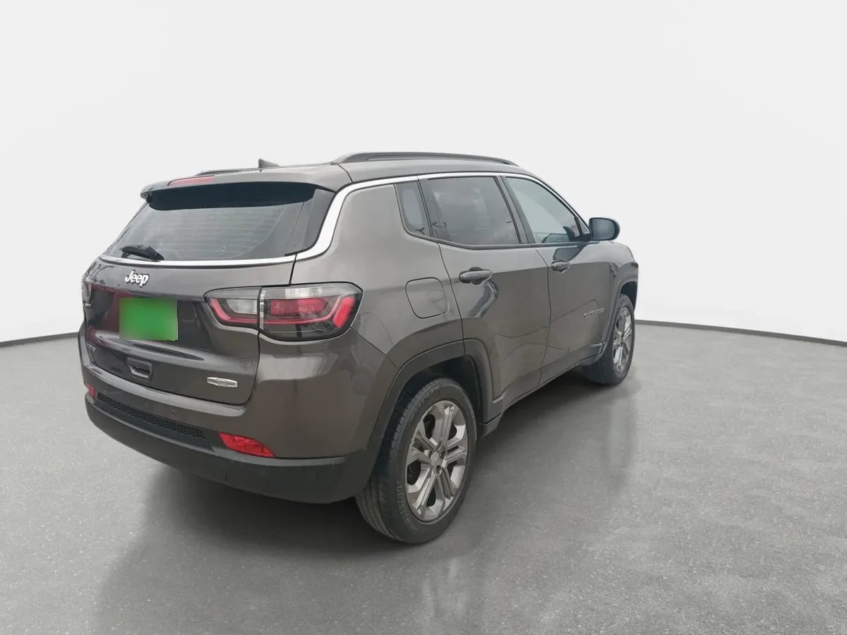 Jeep Compass 1.3 Longitude 4x2 At 5p año 2024