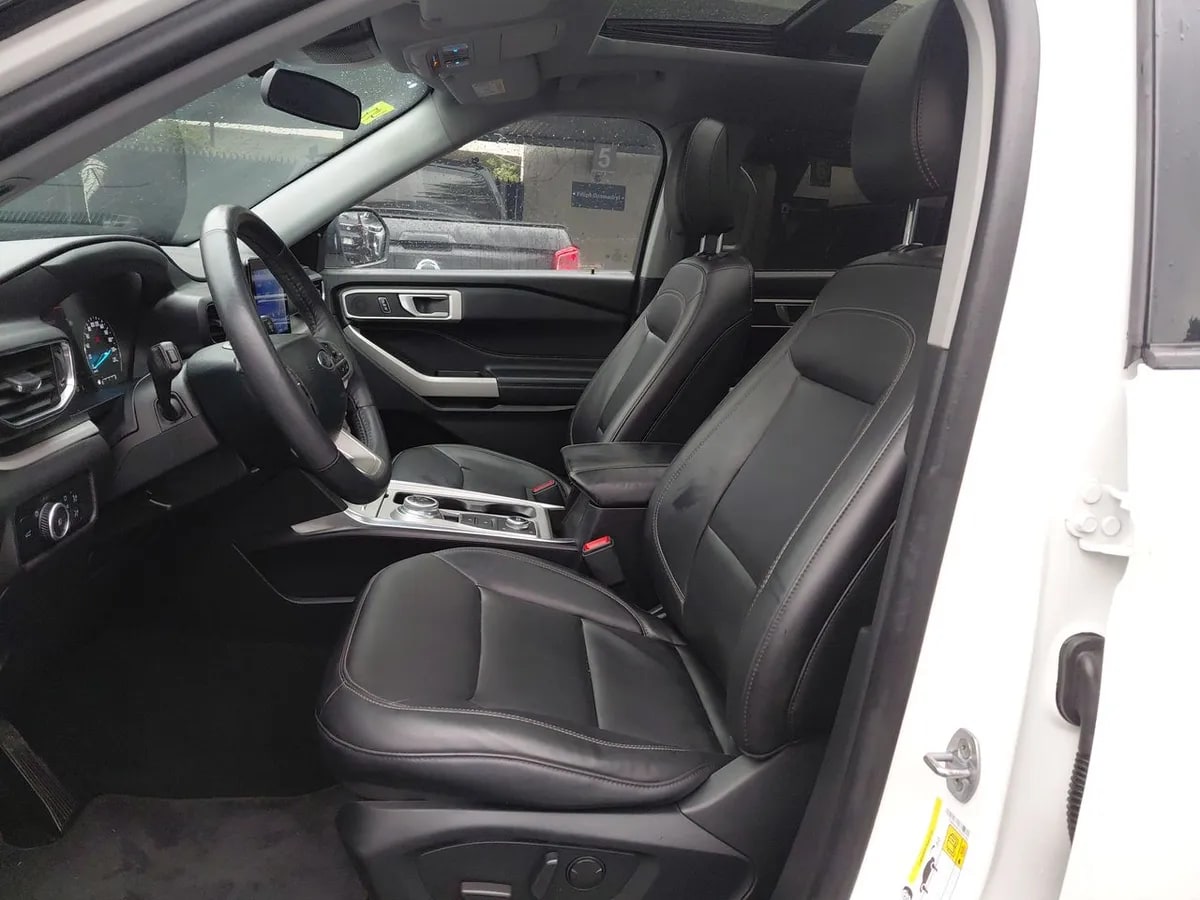 Ford Explorer 2.3 Ecoboost Xlt 4x4 At 5p año 2024