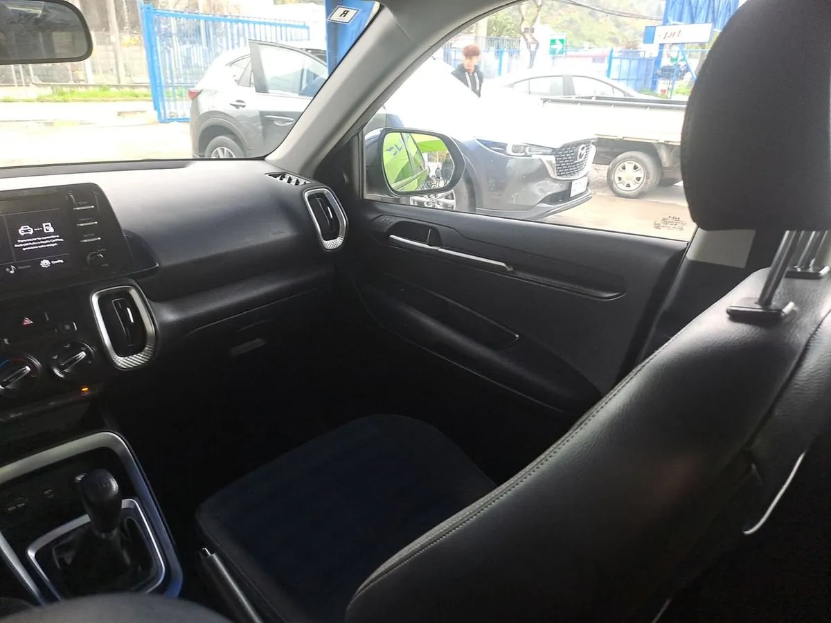 Kia Sonet 1.5 Ex Full 4x2 6mt 5p año 2023
